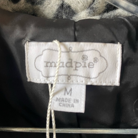Mud Pie, women’s Medium, gray leopard print fuzzy warm cozy fall or winter coat - Picture 2 of 5